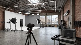 6099124_bg_studio1.jpg 6099124_bg_studio1.jpg